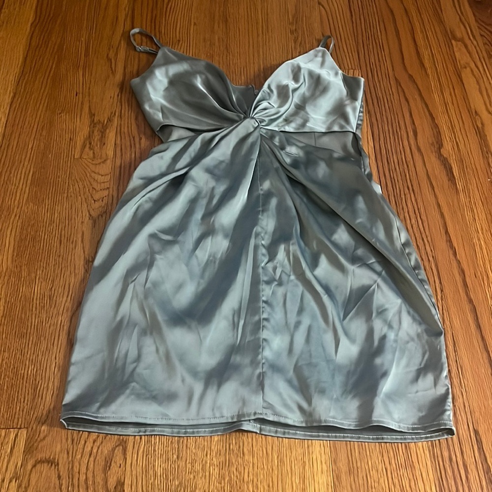 A Love Like You Woman’s Green Cut Out Dress Size S